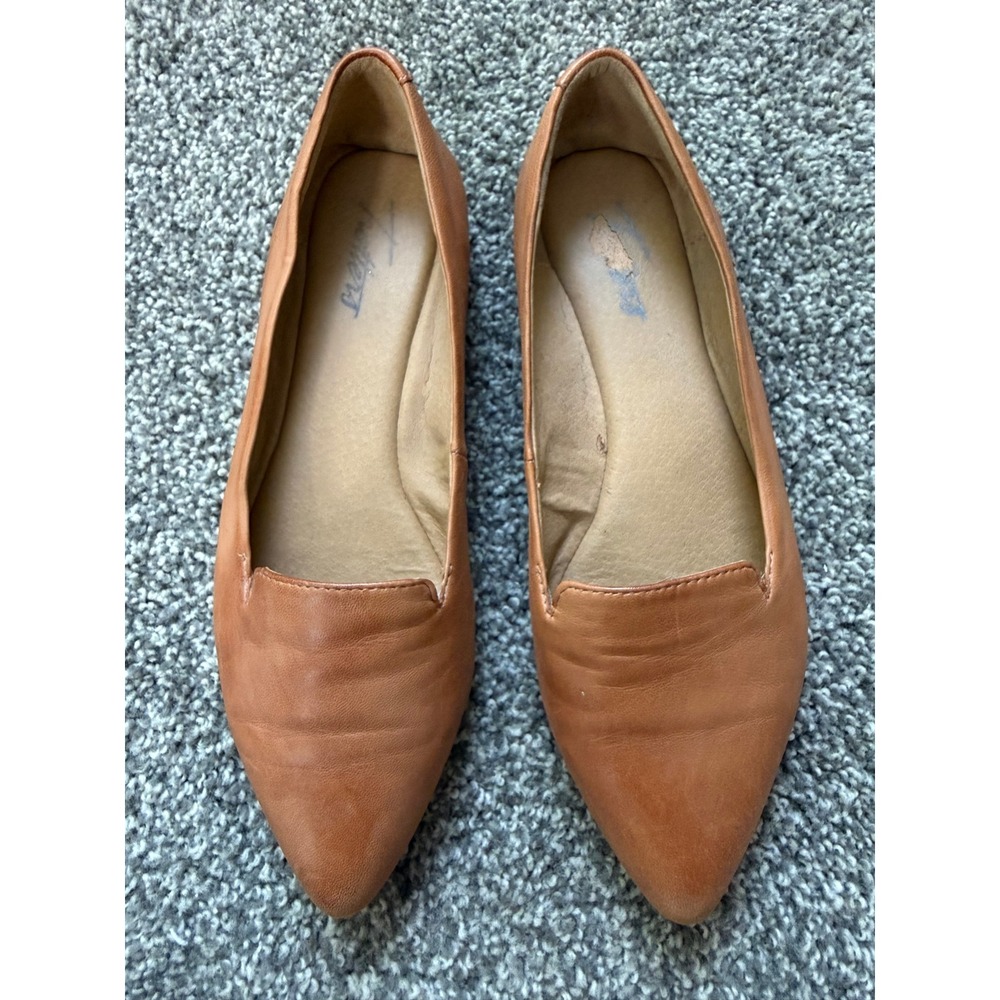 Trotters Pointed Toe Flats Women 6.5 Cognac Brown Leather Preppy Minimalist Chic
